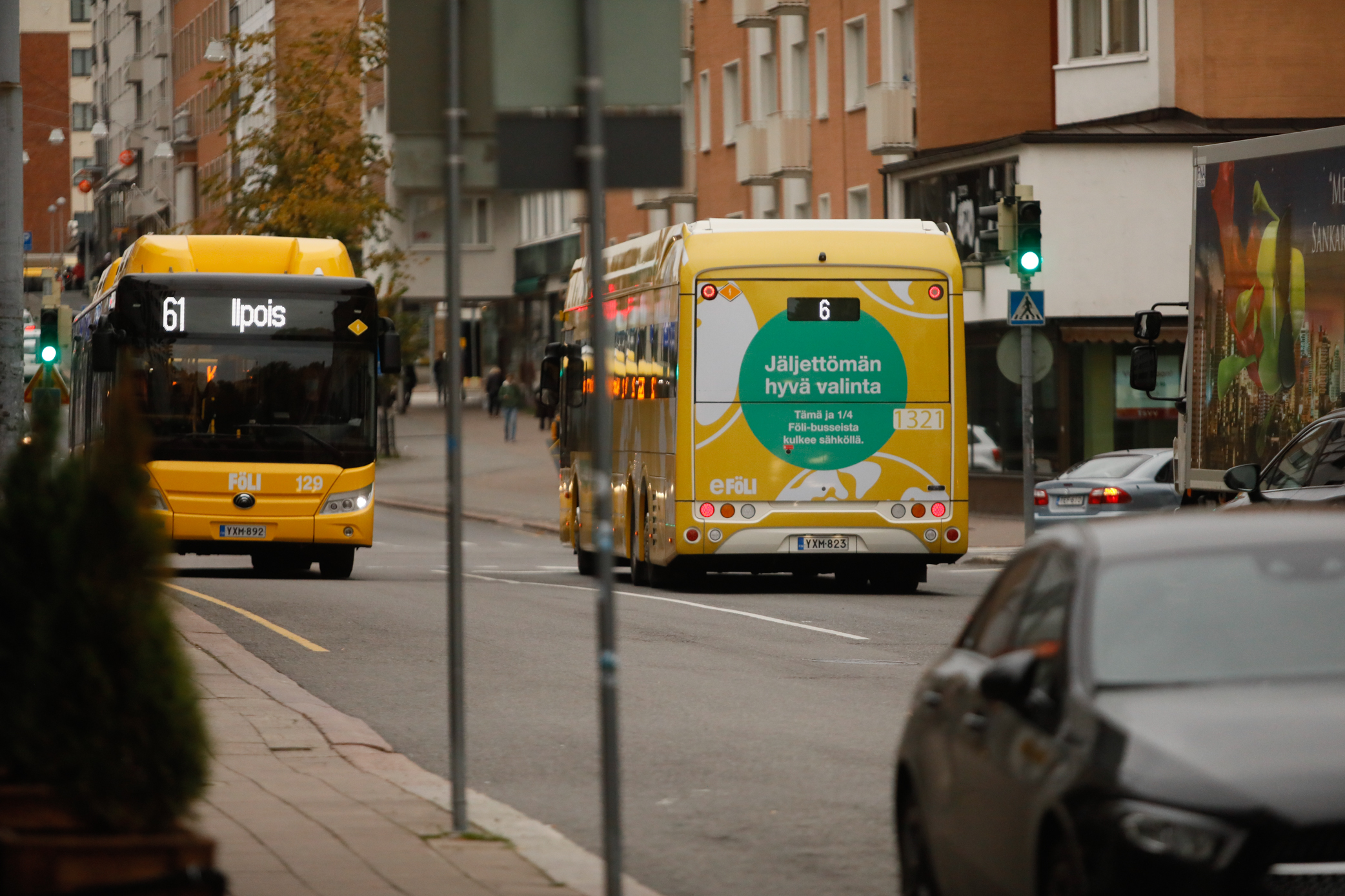 Fölin bussit, kuvituskuva